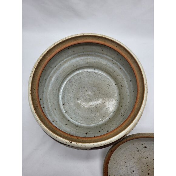 Studio Art Stonewear Pottery Signed & Lidded - Picture 2 of 8